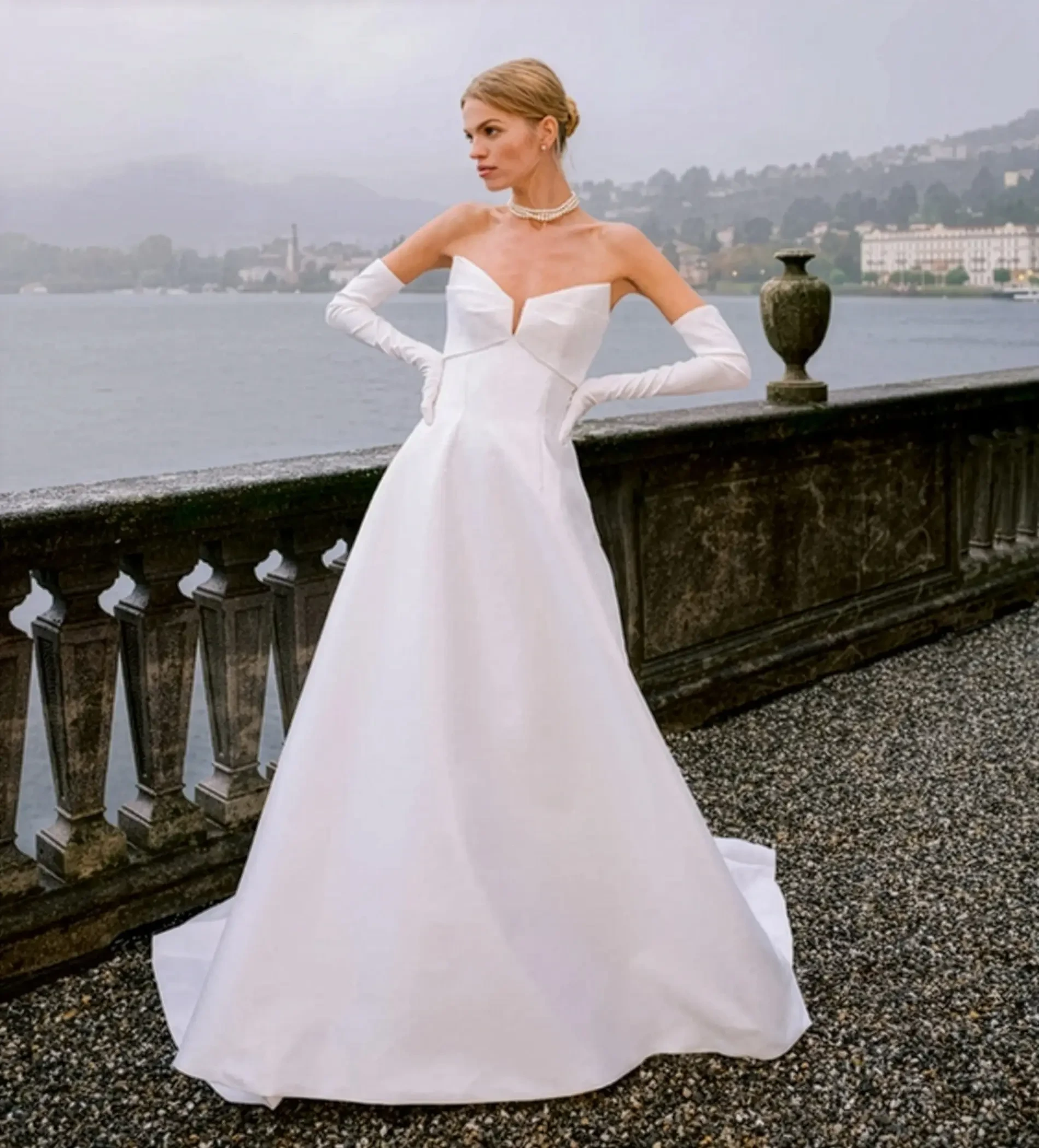 MONIQUE LHUILLIER